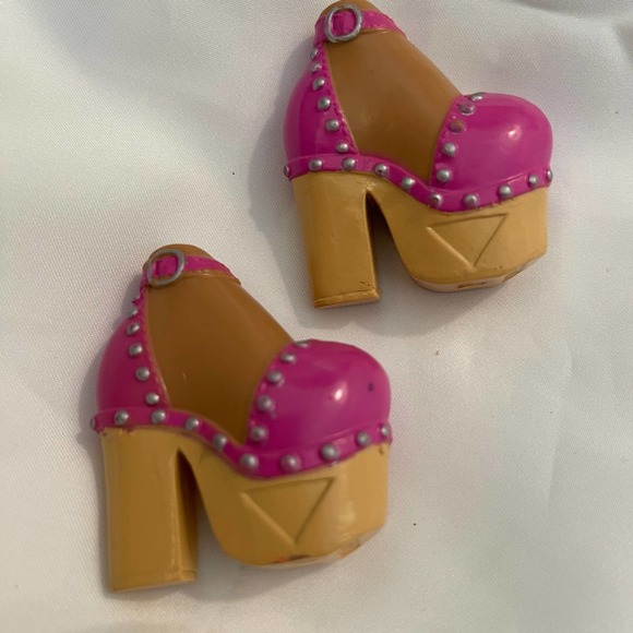 Bratz Doll Shoefies Rose Pink High Heel Platform Shoes (Pre-owned) - Picture 2 of 2